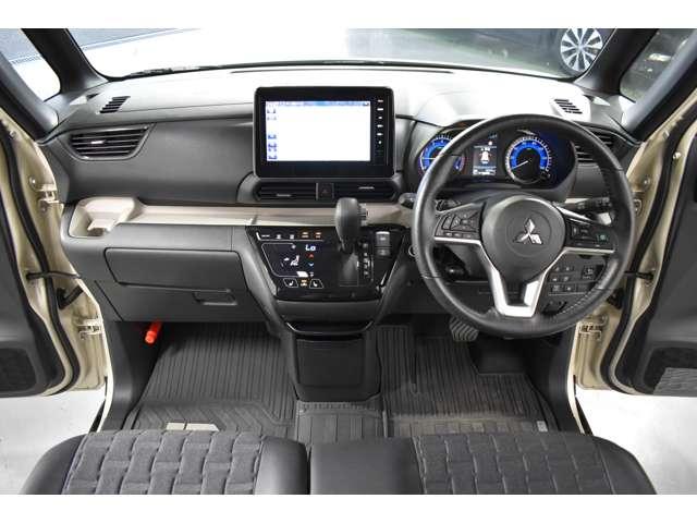 デリカミニ Ｔ　プレミアム　弊社社有車　Ｍナビ　ＴＶ　マイパイロット　衝突軽減装置　ターボエンジン　ナビＴＶ　寒冷地　パワステ　フルタイム４ＷＤ　エアバッグ　ＬＥＤヘッド　ＥＳＣ　サイドカメラ　クルコン　インテリキー　キーフリー（4枚目）