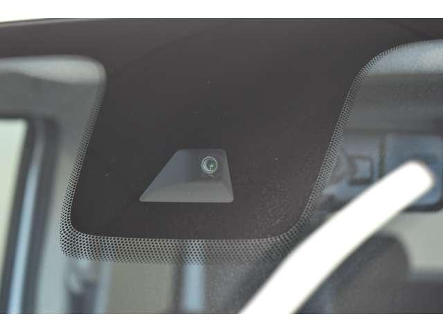 デリカミニ Ｇ　プレミアム　弊社社有車　Ｍナビ　ＴＶ　マイパイロット　ＬＥＤ　Ａクルコン　シートヒーター　ベンチシート　エアコン　コーナーセンサー　パワステ　アルミホイール　キーレスエントリー　エアバッグ　スマートキー　ＡＢＳ（6枚目）