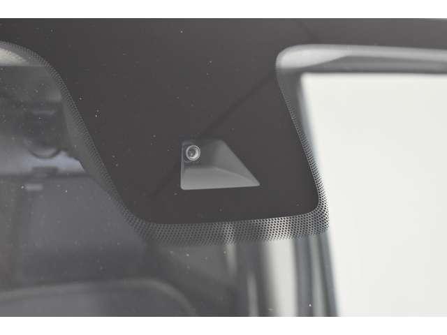 デリカミニ T プレミアム 弊社社有車 Mナビ TV マイパイロット フルセグTV LEDランプ クルコン キーレスエントリー ABS エアバッグ パワステ ベンチシート オートエアコン ターボ車 フロントカメラ バックカメラ(5枚目)