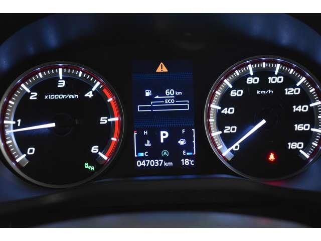 デリカD:5 P Mナビ TV 全方位カメラ 前後ドラレコ ETC Bモニター 地デジ LEDヘッドランプ ナビTV シートヒーター ETC 4WD 電動シ-ト 寒冷地仕様 メモリナビ ABS 3列 オートエアコン(11枚目)