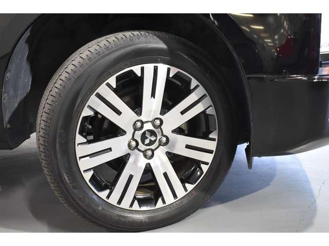 デリカD:5 P Mナビ TV 全方位カメラ 前後ドラレコ ETC Bモニター 地デジ LEDヘッドランプ ナビTV シートヒーター ETC 4WD 電動シ-ト 寒冷地仕様 メモリナビ ABS 3列 オートエアコン(20枚目)