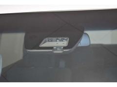 �ǥ����顼�֤ʤ�ǤϤμ֤��餪�㤤���䤹���֤ޤǼ��·���Ƥ���Τ���Ź�����Ҥμ����Ǥ��� 5