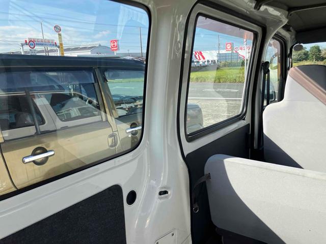 ハイゼットカーゴ クルーズ 軽バン AT 両側スライドドア エアコン パワーステアリング 運転席エアバッグ 助手席エアバッグ カセット(15枚目)