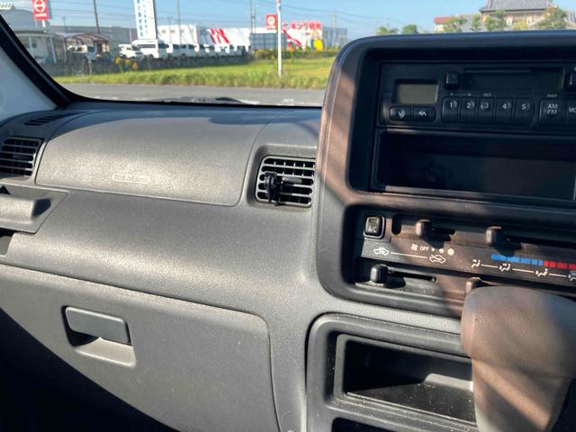 ハイゼットカーゴ クルーズ 軽バン AT 両側スライドドア エアコン パワーステアリング 運転席エアバッグ 助手席エアバッグ カセット(33枚目)