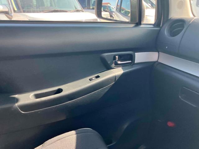 ピクシススペース カスタム X ドライブレコーダー TV HID スマートキー 電動格納ミラー ベンチシート CVT 盗難防止システム ABS CD Bluetooth 衝突安全ボディ エアコン パワーステアリング パワーウィンドウ(9枚目)