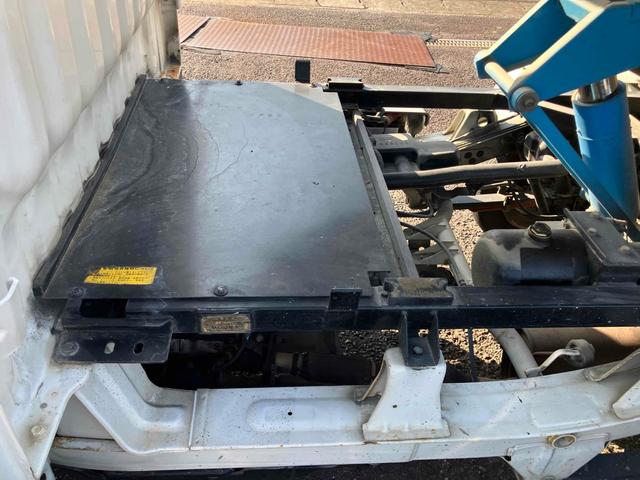 ハイゼットトラック ダンプ　ＭＴ　エアコン　パワーステアリング（12枚目）