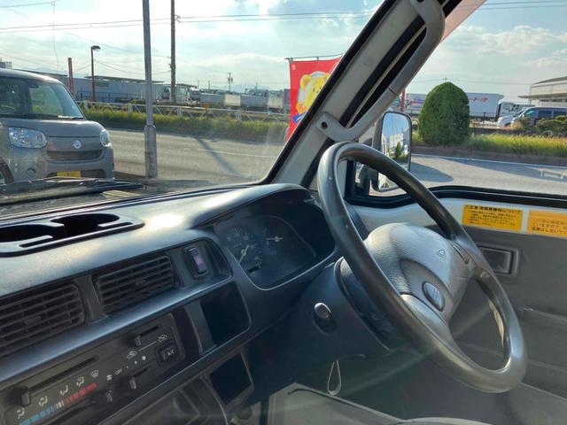 ハイゼットトラック ダンプ　ＭＴ　エアコン　パワーステアリング（18枚目）