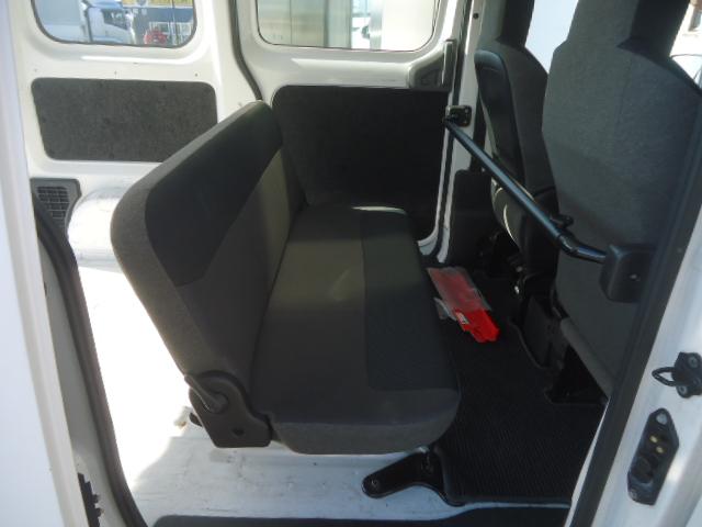 NV200バネットバン DX キーレス 両側スライドドア フロントPW 5人乗り 積載600KG(14枚目)