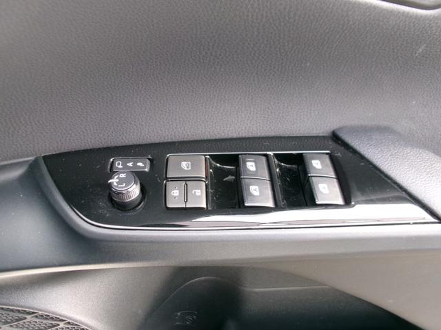 プリウスＰＨＶ Ｓセーフティプラス　純正ナビ　Ｂカメラ　Ｂｌｕｅｔｏｏｔｈ　充電ケーブル　ＬＥＤヘッドライト　ＩＣＳ　衝突軽減　レーンキープ　アダプティブクルーズコントロール　革巻きステアリング　ステアリングヒーター　シートヒーター（48枚目）
