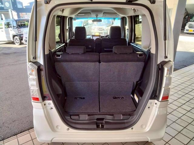 N-BOX G・ターボLパッケージ 純正ナビ Bカメラ Bluetooth フルセグTV 片側電動 シートバックテーブル ターボ タイミングチェーン フルフラット クルコン 革巻きステアリング ステリモ ロールサンシェード スマートキー(16枚目)