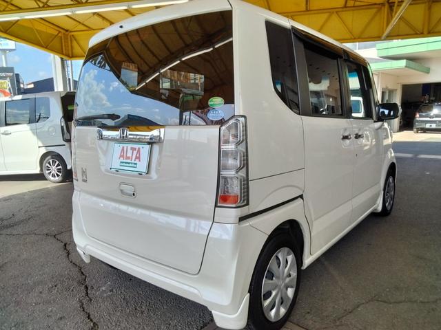 N-BOX G・ターボLパッケージ 純正ナビ Bluetooth ワンセグ Bカメラ 両側電動 衝突軽減 シートバックテーブル 後期型 ターボ 革巻きステアリング ステリモ パドルシフト クルコン HID スマートキー オートエアコン(9枚目)