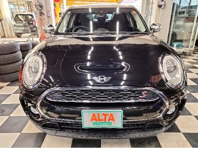 ＭＩＮＩ クーパーＳ　クラブマン　純正ナビ　Ｂｌｕｅｔｏｏｔｈ　ＵＳＢ　リアビューカメラ　コンフォートアクセス　インテリジェントＳ　社外ＣＤプレーヤー　ＬＥＤヘッドライト　アクティブクルコン　ペッパーＰＫＧ　ターボ　社外ＴＶチューナー（2枚目）