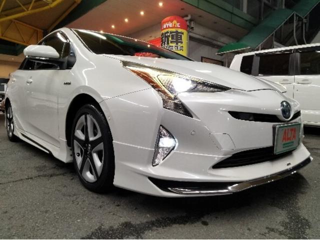 プリウス Ａツーリングセレクション　純正９インチナビ　Ｂｌｕｅｔｏｏｔｈ　フルセグＴＶ　Ｂカメラ　モデリスタフルエアロ　ＴＳＳ　ＩＣＳ　ＢＳＭ　ＨＵＤ　アダプティブクルーズコントロール　黒革シート　シートヒーター　ＬＥＤヘッドライト（3枚目）