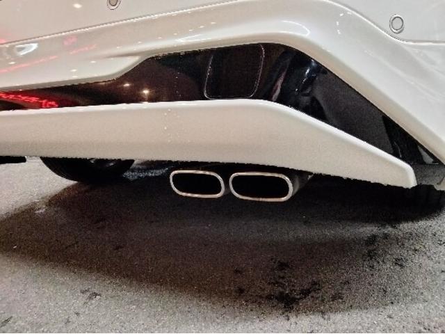 プリウス Ａツーリングセレクション　純正９インチナビ　Ｂｌｕｅｔｏｏｔｈ　フルセグＴＶ　Ｂカメラ　モデリスタフルエアロ　ＴＳＳ　ＩＣＳ　ＢＳＭ　ＨＵＤ　アダプティブクルーズコントロール　黒革シート　シートヒーター　ＬＥＤヘッドライト（13枚目）