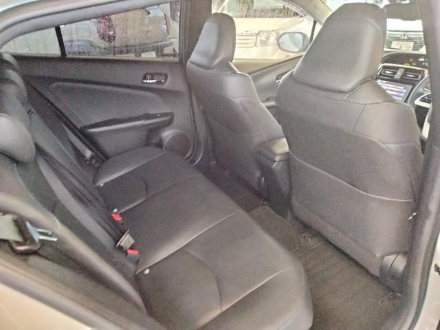 プリウス Ａツーリングセレクション　純正９インチナビ　Ｂｌｕｅｔｏｏｔｈ　フルセグＴＶ　Ｂカメラ　モデリスタフルエアロ　ＴＳＳ　ＩＣＳ　ＢＳＭ　ＨＵＤ　アダプティブクルーズコントロール　黒革シート　シートヒーター　ＬＥＤヘッドライト（26枚目）