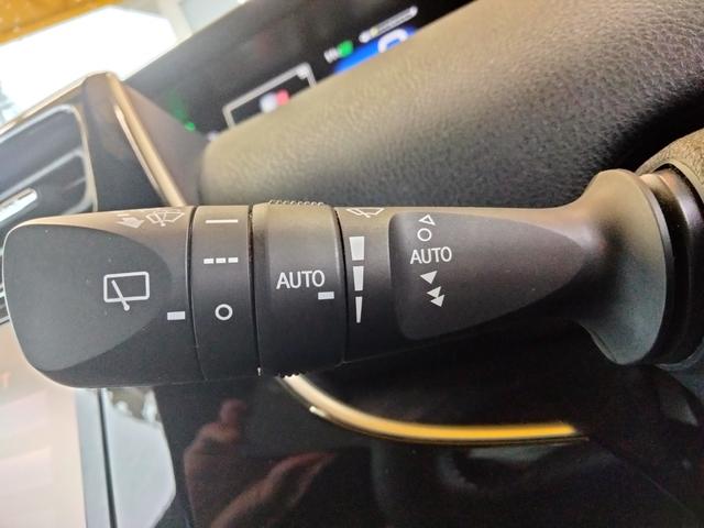プリウス Ａツーリングセレクション　純正９インチナビ　Ｂｌｕｅｔｏｏｔｈ　フルセグＴＶ　Ｂカメラ　モデリスタフルエアロ　ＴＳＳ　ＩＣＳ　ＢＳＭ　ＨＵＤ　アダプティブクルーズコントロール　黒革シート　シートヒーター　ＬＥＤヘッドライト（36枚目）