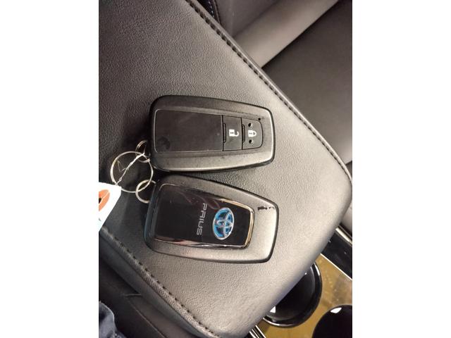 プリウス Ａツーリングセレクション　純正９インチナビ　Ｂｌｕｅｔｏｏｔｈ　フルセグＴＶ　Ｂカメラ　モデリスタフルエアロ　ＴＳＳ　ＩＣＳ　ＢＳＭ　ＨＵＤ　アダプティブクルーズコントロール　黒革シート　シートヒーター　ＬＥＤヘッドライト（41枚目）