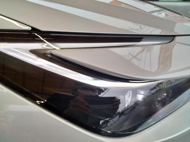 プリウス Ｇ　純正ＤＡ　コネクデットナビ　ＴＳＳ　ＢＳＭ　安心降車アシスト　ＲＣＴＡ　Ｂｌｕｅｔｏｏｔｈ　ＴＶ　アダプティブクルーズコントロール　ＰＫＳＢ　Ｂカメラ　純正１９インチＡＷ　ＬＥＤ　ＥＴＣ　衝突軽減（10枚目）