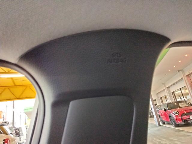 プリウス Ｇ　純正ＤＡ　コネクデットナビ　ＴＳＳ　ＢＳＭ　安心降車アシスト　ＲＣＴＡ　Ｂｌｕｅｔｏｏｔｈ　ＴＶ　アダプティブクルーズコントロール　ＰＫＳＢ　Ｂカメラ　純正１９インチＡＷ　ＬＥＤ　ＥＴＣ　衝突軽減（44枚目）