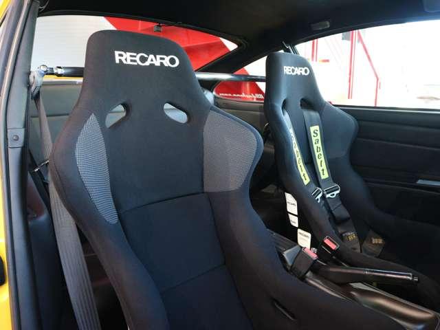 ９１１ ９１１カレラ　クーペＩＩ　ＧＴ２仕様　正規Ｄ車　ディーラー整備記録　（スピードイエロー）（40枚目）