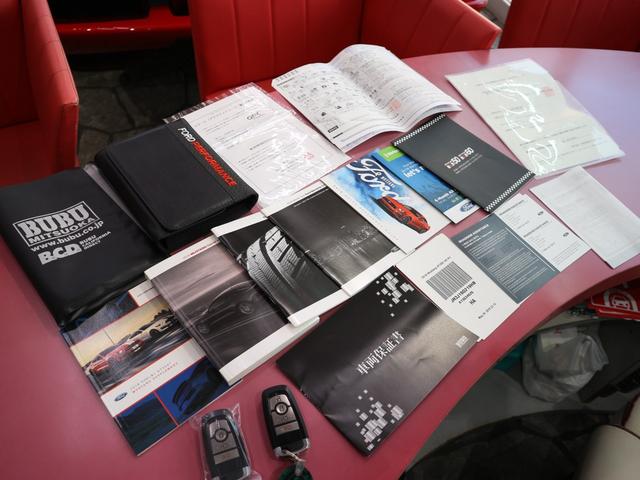 マスタング シェルビーGT350 フルオリジナル国内1オーナー(BCD輸入車輛) レーシングストライプ 純正RECARO マグネライドダンピングシステム ブレンボ製ブレーキ パフォーマンスエギゾースト タワーバー アップルカープレイ(53枚目)