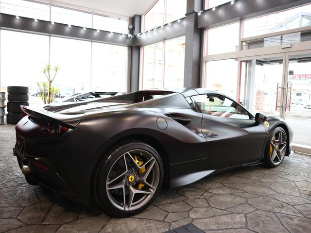 F8スパイダー F1 DCT レーシングシート(トリコロールstripe) ワンオーナー車/フルディーラー整備記録簿/OP1000オーバー/フルボディステルスPPF施工/内外装EGカーボン/LEDハンドル/ダイヤモンドカット鍛造20AW(チタンボルト)/Fリフター(10枚目)