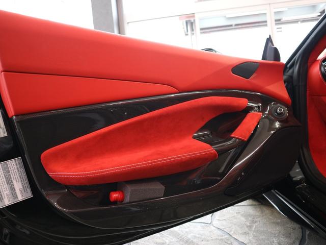 F8スパイダー F1 DCT レーシングシート(トリコロールstripe) ワンオーナー車/フルディーラー整備記録簿/OP1000オーバー/フルボディステルスPPF施工/内外装EGカーボン/LEDハンドル/ダイヤモンドカット鍛造20AW(チタンボルト)/Fリフター(25枚目)