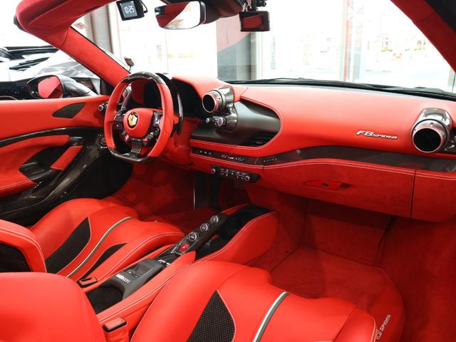F8スパイダー F1 DCT レーシングシート(トリコロールstripe) ワンオーナー車/フルディーラー整備記録簿/OP1000オーバー/フルボディステルスPPF施工/内外装EGカーボン/LEDハンドル/ダイヤモンドカット鍛造20AW(チタンボルト)/Fリフター(32枚目)