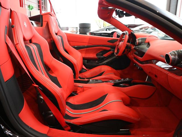 F8スパイダー F1 DCT レーシングシート(トリコロールstripe) ワンオーナー車/フルディーラー整備記録簿/OP1000オーバー/フルボディステルスPPF施工/内外装EGカーボン/LEDハンドル/ダイヤモンドカット鍛造20AW(チタンボルト)/Fリフター(33枚目)