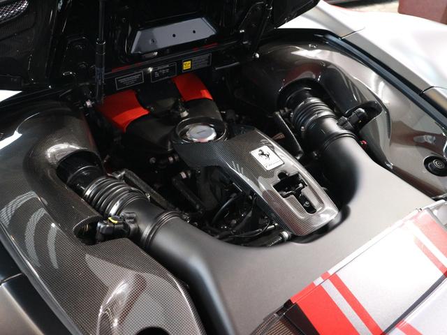 F8スパイダー F1 DCT レーシングシート(トリコロールstripe) ワンオーナー車/フルディーラー整備記録簿/OP1000オーバー/フルボディステルスPPF施工/内外装EGカーボン/LEDハンドル/ダイヤモンドカット鍛造20AW(チタンボルト)/Fリフター(56枚目)