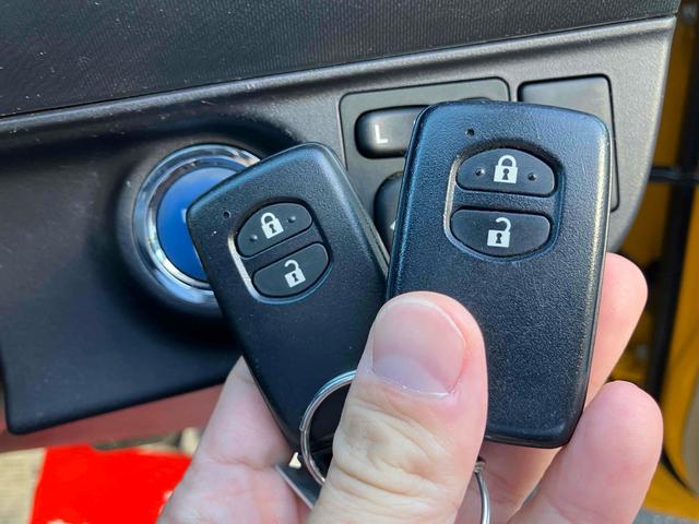 アクア G ETC アルミホイール オートライト スマートキー 電動格納ミラー シートヒーター CVT 衝突安全ボディ ABS ESC CD ミュージックプレイヤー接続可 エアコン パワーステアリング(7枚目)