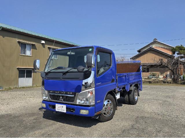 キャンター 　カスタム　３ｔ　パワーゲート　ディーゼルターボ　５ＭＴ　クラッチペダル　キーレス　最大積載量３０００ＫＧ　パワーゲート８００ＫＧ　メッキパーツ　エアコン　電動格納ミラー（2枚目）