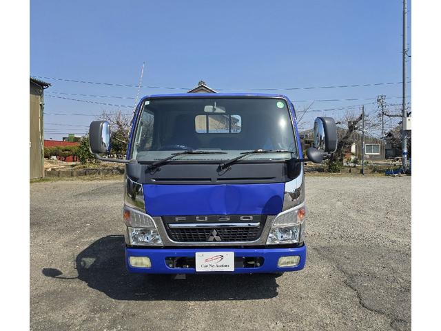 キャンター 　カスタム　３ｔ　パワーゲート　ディーゼルターボ　５ＭＴ　クラッチペダル　キーレス　最大積載量３０００ＫＧ　パワーゲート８００ＫＧ　メッキパーツ　エアコン　電動格納ミラー（3枚目）