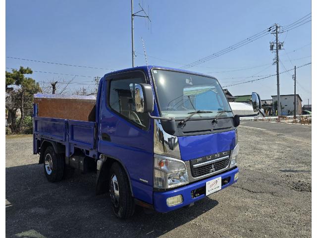 キャンター 　カスタム　３ｔ　パワーゲート　ディーゼルターボ　５ＭＴ　クラッチペダル　キーレス　最大積載量３０００ＫＧ　パワーゲート８００ＫＧ　メッキパーツ　エアコン　電動格納ミラー（4枚目）
