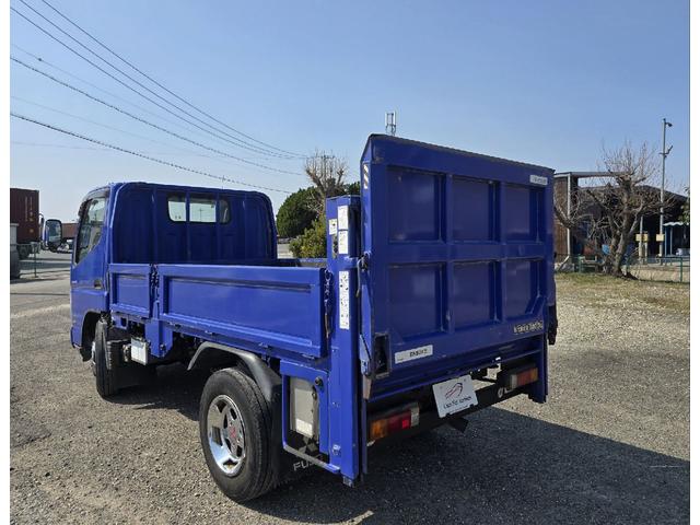 キャンター 　カスタム　３ｔ　パワーゲート　ディーゼルターボ　５ＭＴ　クラッチペダル　キーレス　最大積載量３０００ＫＧ　パワーゲート８００ＫＧ　メッキパーツ　エアコン　電動格納ミラー（8枚目）