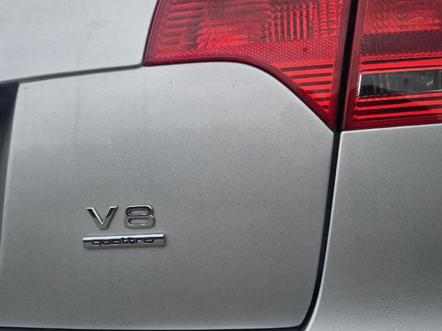 ＲＳ４ 　左ハンドル　６速マニュアル　サンルーフ　カーボンインテリア　スーパースプリントマフラー　記録簿　スペアキー　ナビ　バックカメラ　プッシュスタート　レザースポーツシート（47枚目）