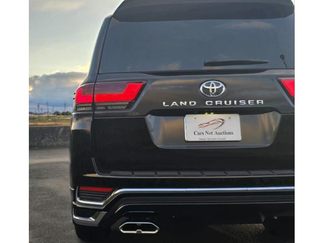 ヘッドライトの黄ばみやくすみはございません。