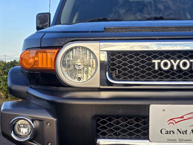 ＦＪクルーザー ベースグレード　４ＷＤ　ビルシュタインサスペンション　クルーズコントロール　クリアランスソナー　テレビ　ナビ　バックカメラ　ＢＬＵＥＴＯＯＴＨオーディオ　４本出しマフラー　ツートンカラー　ドライブレコーダー　ＥＴＣ（54枚目）