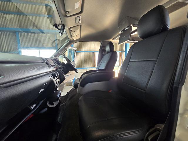 ハイエースバン ロングスーパーＧＬ　４ＷＤ　ディーゼルターボ　３，０００ｃｃ　１０インチアルパインフリップダウンモニター　社外スピーカー　テレビ　バックカメラ　ナビ　リアエアコン　ＡＣ１００Ｖ　電動格納ミラー　５ドア　ＤＶＤ再生　ＥＴＣ（20枚目）