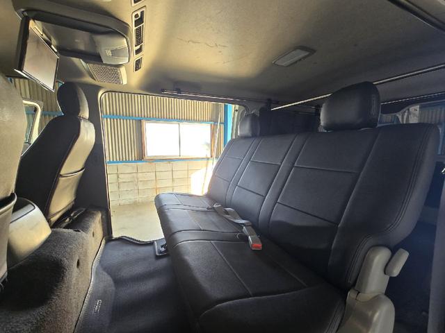ハイエースバン ロングスーパーＧＬ　４ＷＤ　ディーゼルターボ　３，０００ｃｃ　１０インチアルパインフリップダウンモニター　社外スピーカー　テレビ　バックカメラ　ナビ　リアエアコン　ＡＣ１００Ｖ　電動格納ミラー　５ドア　ＤＶＤ再生　ＥＴＣ（22枚目）
