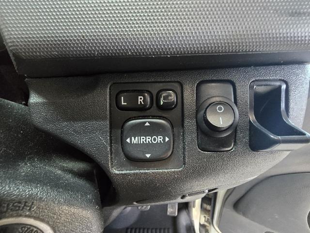 ハイエースバン ロングスーパーＧＬ　４ＷＤ　ディーゼルターボ　３，０００ｃｃ　１０インチアルパインフリップダウンモニター　社外スピーカー　テレビ　バックカメラ　ナビ　リアエアコン　ＡＣ１００Ｖ　電動格納ミラー　５ドア　ＤＶＤ再生　ＥＴＣ（31枚目）