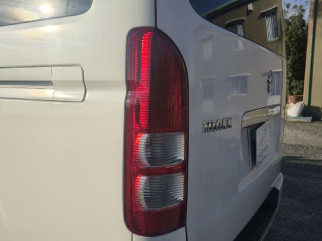 ハイエースバン ロングスーパーＧＬ　４ＷＤ　ディーゼルターボ　３，０００ｃｃ　１０インチアルパインフリップダウンモニター　社外スピーカー　テレビ　バックカメラ　ナビ　リアエアコン　ＡＣ１００Ｖ　電動格納ミラー　５ドア　ＤＶＤ再生　ＥＴＣ（53枚目）