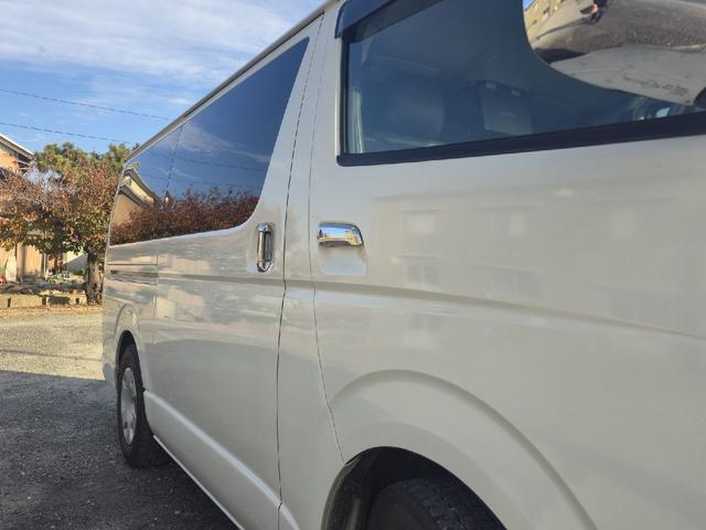 ハイエースバン ロングスーパーＧＬ　４ＷＤ　ディーゼルターボ　３，０００ｃｃ　１０インチアルパインフリップダウンモニター　社外スピーカー　テレビ　バックカメラ　ナビ　リアエアコン　ＡＣ１００Ｖ　電動格納ミラー　５ドア　ＤＶＤ再生　ＥＴＣ（59枚目）