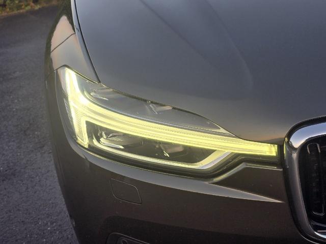 XC60 D4 AWD モーメンタム ディーゼルターボ 4WD ホワイトレザーシートインテリア アダプティブクルーズコントロール ブラインドスポットモニター 360°カメラ ハンズフリーパワートランク カープレイ シートヒーター ETC(57枚目)