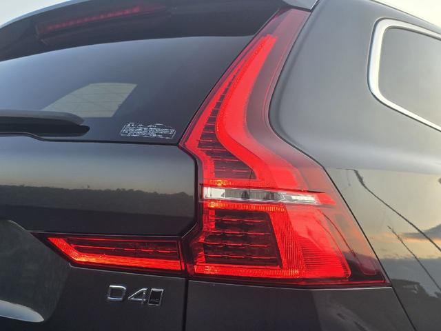 XC60 D4 AWD モーメンタム ディーゼルターボ 4WD ホワイトレザーシートインテリア アダプティブクルーズコントロール ブラインドスポットモニター 360°カメラ ハンズフリーパワートランク カープレイ シートヒーター ETC(59枚目)