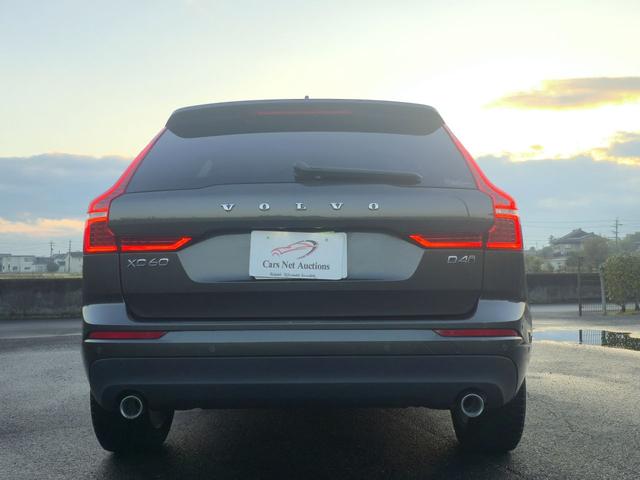 XC60 D4 AWD モーメンタム ディーゼルターボ 4WD ホワイトレザーシートインテリア アダプティブクルーズコントロール ブラインドスポットモニター 360°カメラ ハンズフリーパワートランク カープレイ シートヒーター ETC(62枚目)