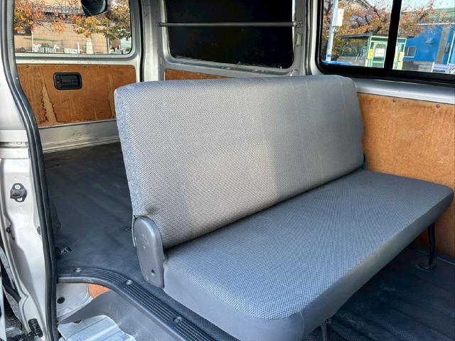 ハイエースバン ロングDX GLパッケージ ディーゼルターボ 後席エアコン 3,000cc BLUETOOTHオーディオ 社外ナビ テレビ バックカメラ 5ドア 社外アルミホイール 車検8年8月 AC100V ETC(26枚目)