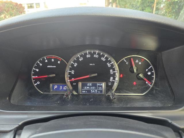 ハイエースバン ロングスーパーGL ディーゼルターボ プッシュスタート オプションLEDヘッドライト ルーフラック ス 革調シートカバー 社外アルミホイール 社外テールライト ハンドルスイッチ ビルトインETC(26枚目)