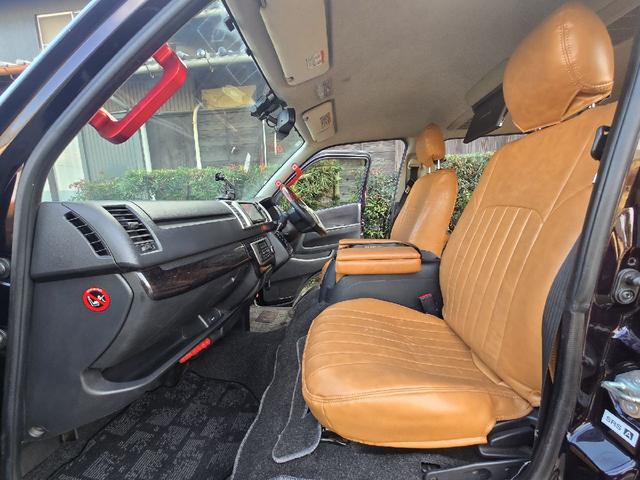 ハイエースバン ロングスーパーGL ディーゼルターボ プッシュスタート オプションLEDヘッドライト ルーフラック ス 革調シートカバー 社外アルミホイール 社外テールライト ハンドルスイッチ ビルトインETC(32枚目)
