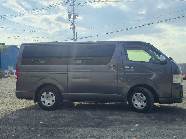 ハイエースバン ロングスーパーGL ディーゼルターボ 後席エアコン 両側スライドドア 3000cc 木調ダッシュパネル バックカメラ Android画面 オートエアコン BLUETOOTHオーディオ(7枚目)